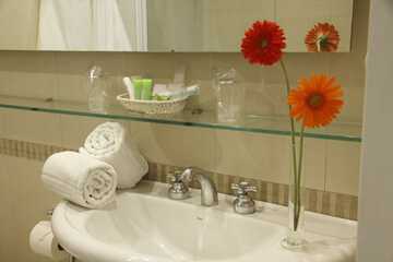 Bathroom amenities