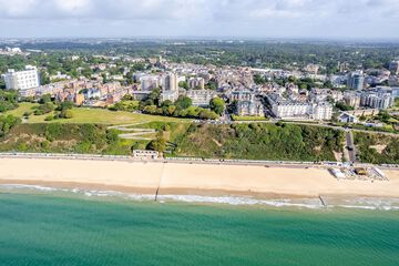 Beach/ocean view
