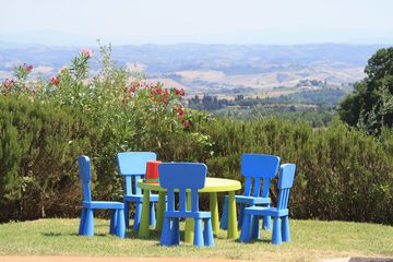 Children's play area - outdoor