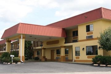 Express Inn & Suites