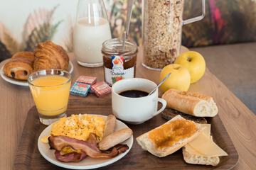 Breakfast buffet
