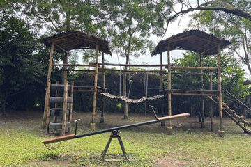 Children's play area - outdoor