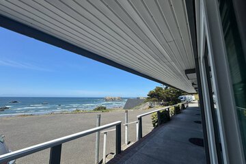 Beach/ocean view