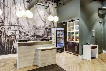 Hotel Interior 14 of 44