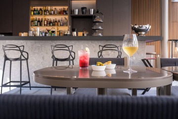 Poolside bar