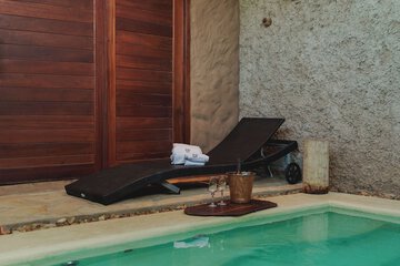 Private pool