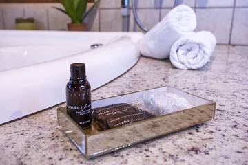 Private spa tub