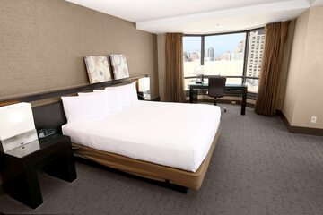 Room 80 of 176