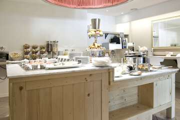 Breakfast buffet