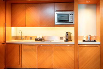 Private kitchenette