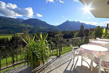 Sundeck