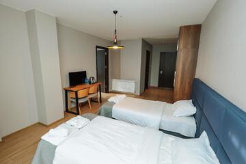 Photo 42