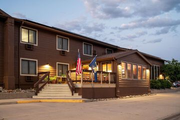 Super 8 by Wyndham Gardiner / Yellowstone Park Area