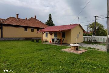 Photo 32