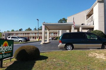 Property Grounds 20 of 20