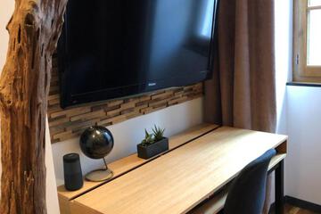 Photo 48