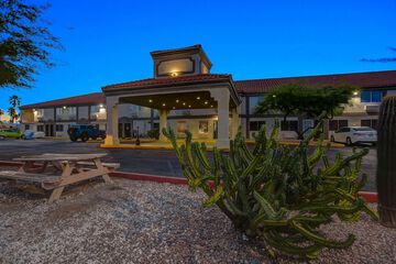 Front of property - evening/night