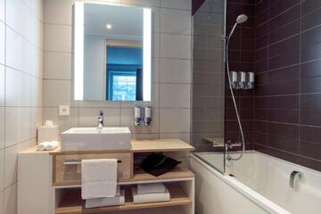 Photo 28