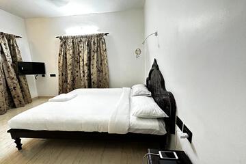 Photo 34