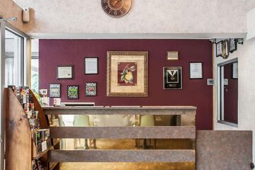 Hotel Interior 7 of 26