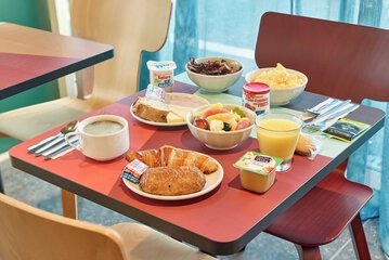 Breakfast buffet