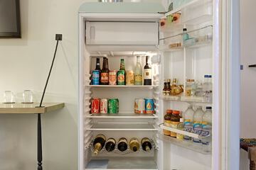 Mini-refrigerator
