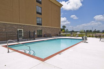 Pool 4 of 32