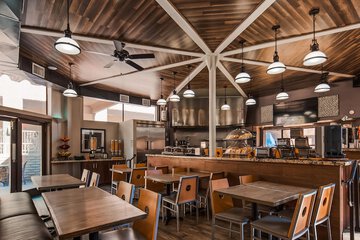 Breakfast area