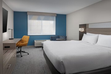 Room 33 of 51