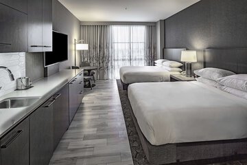 Room 34 of 64