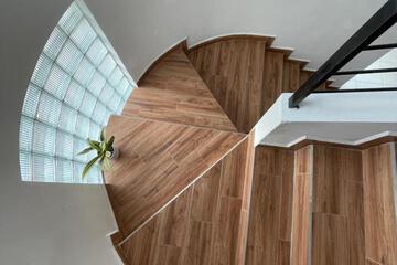 Photo 33