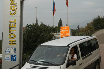 Airport shuttle