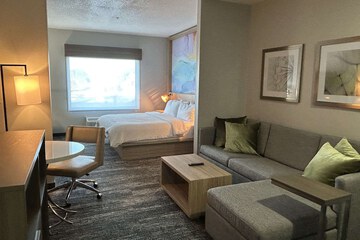Room 5 of 13