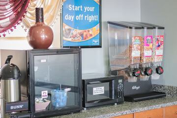 Breakfast/Coffee Service 66 of 74