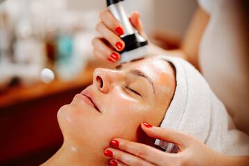 Facial