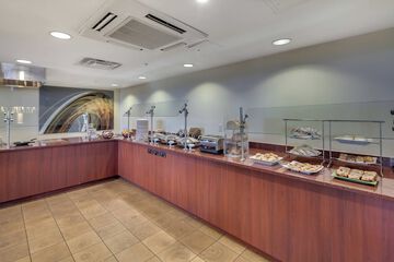 Breakfast/Coffee Service 46 of 52