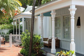 Kimpton Lighthouse Hotel