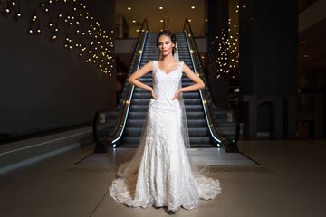 Indoor wedding