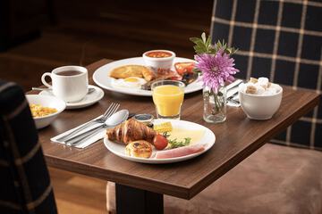 Breakfast meal