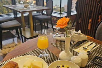 Breakfast meal