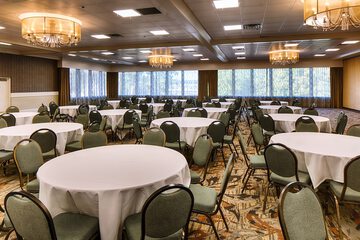 Ballroom/Hall 51 of 69