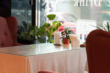 Coffee shop