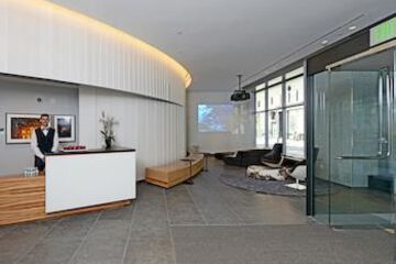 Concierge Desk
