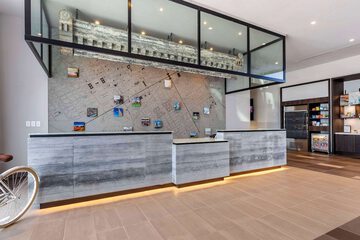 Hotel Interior 6 of 49