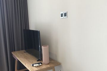 Iron/ironing board