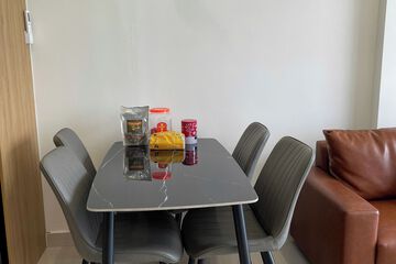 Food court