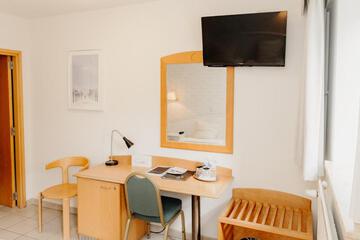 Photo 44