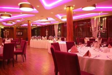 Reception hall