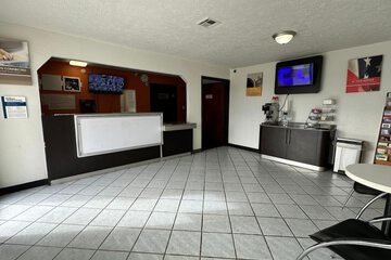 Hotel Interior 8 of 23