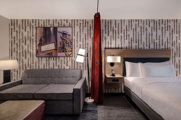 Room 31 of 44